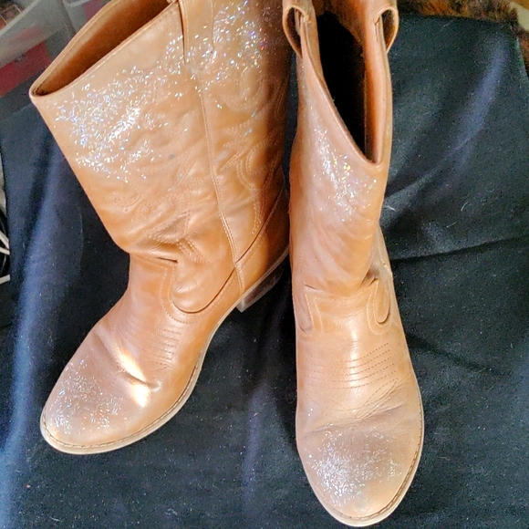 Glittery cowboy boots - Picture 2 of 3